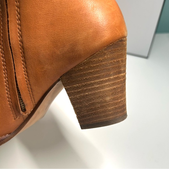 Madewell Tan Ankle Boots - Picture 8 of 16